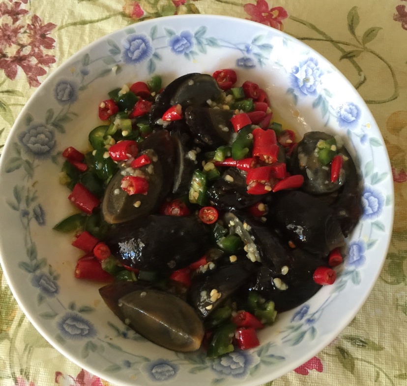 凉拌皮蛋