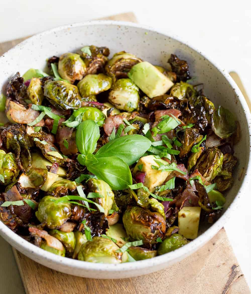 Air Fryer Brussels Sprouts with Bacon的做法 步骤4