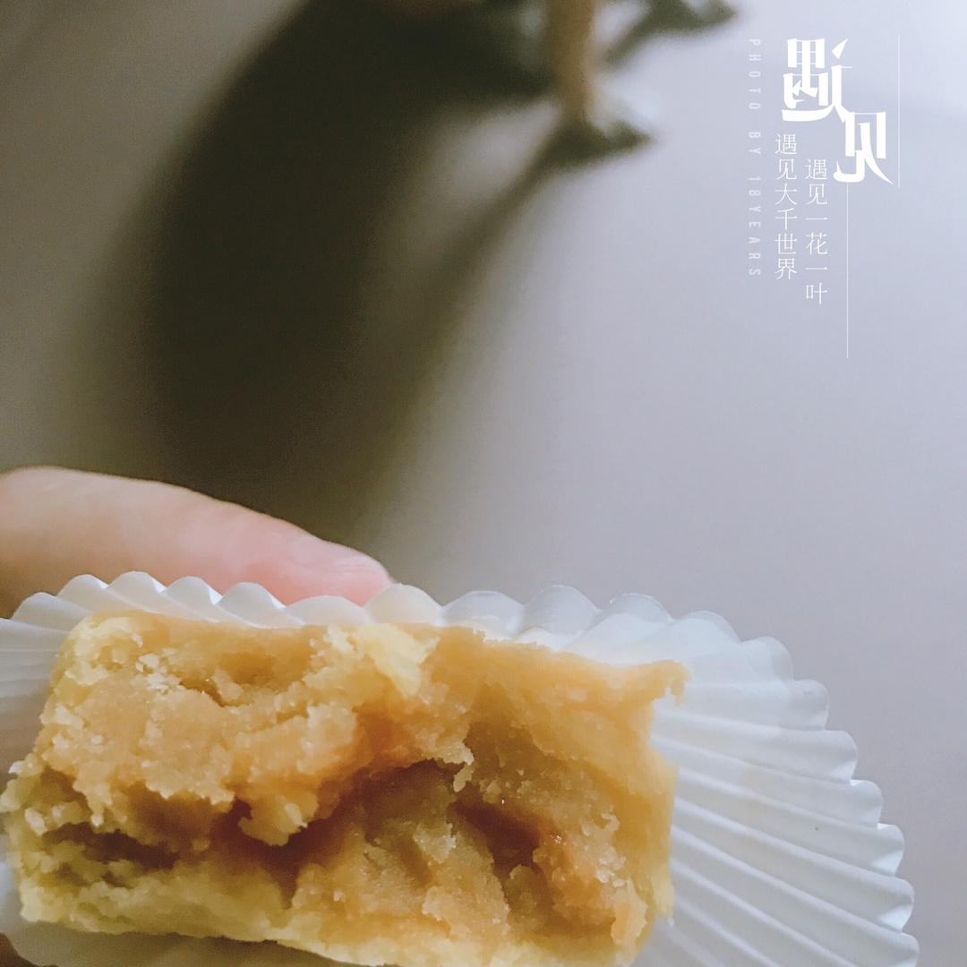超详细图解版--流心奶黄月饼