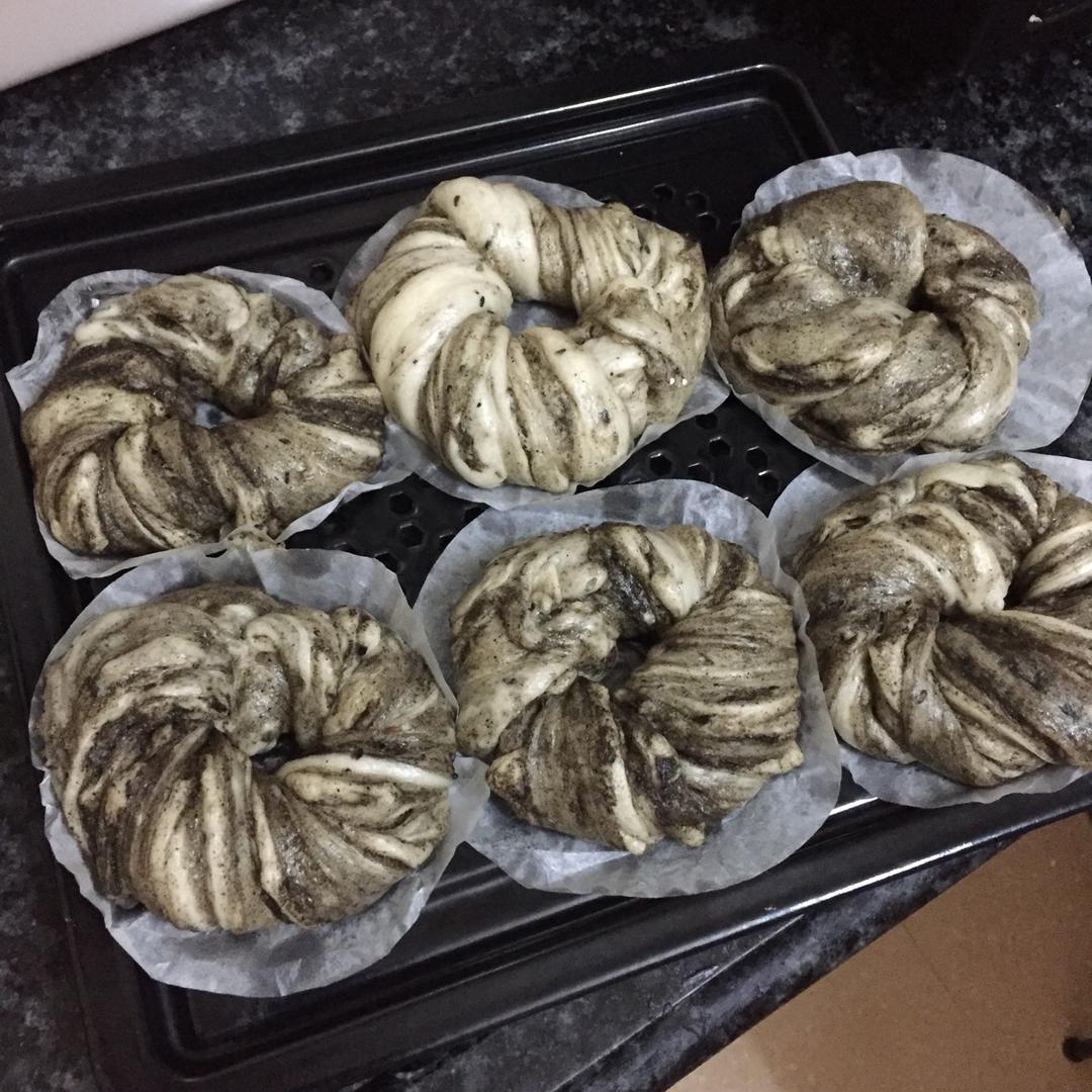 堂妈教你做麻酱黑芝麻花卷