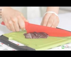 视频｜好吃又补铁的猪肝鲜虾面线的做法 步骤3