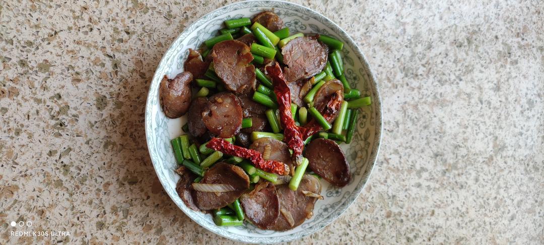 蒜苔炒腊肉