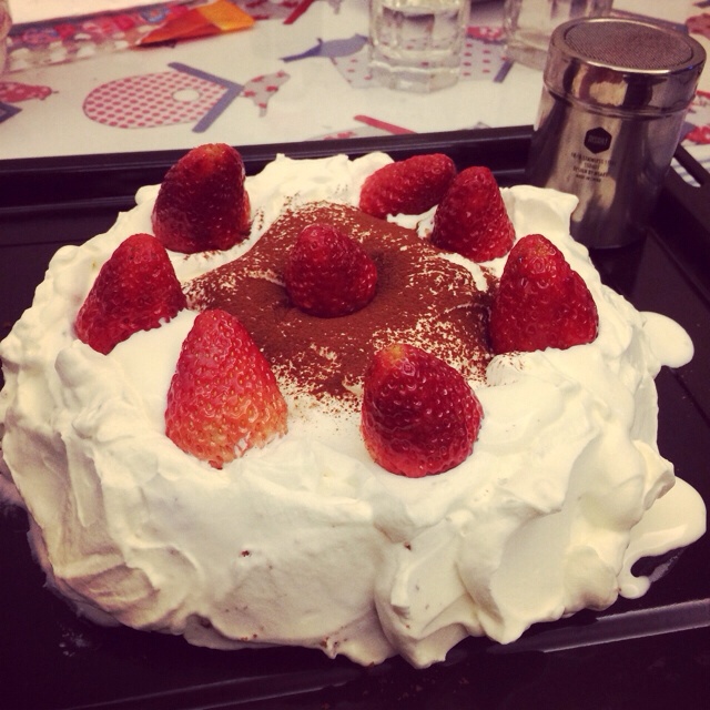 奶油可可戚风蛋糕（草莓蓝莓篇）