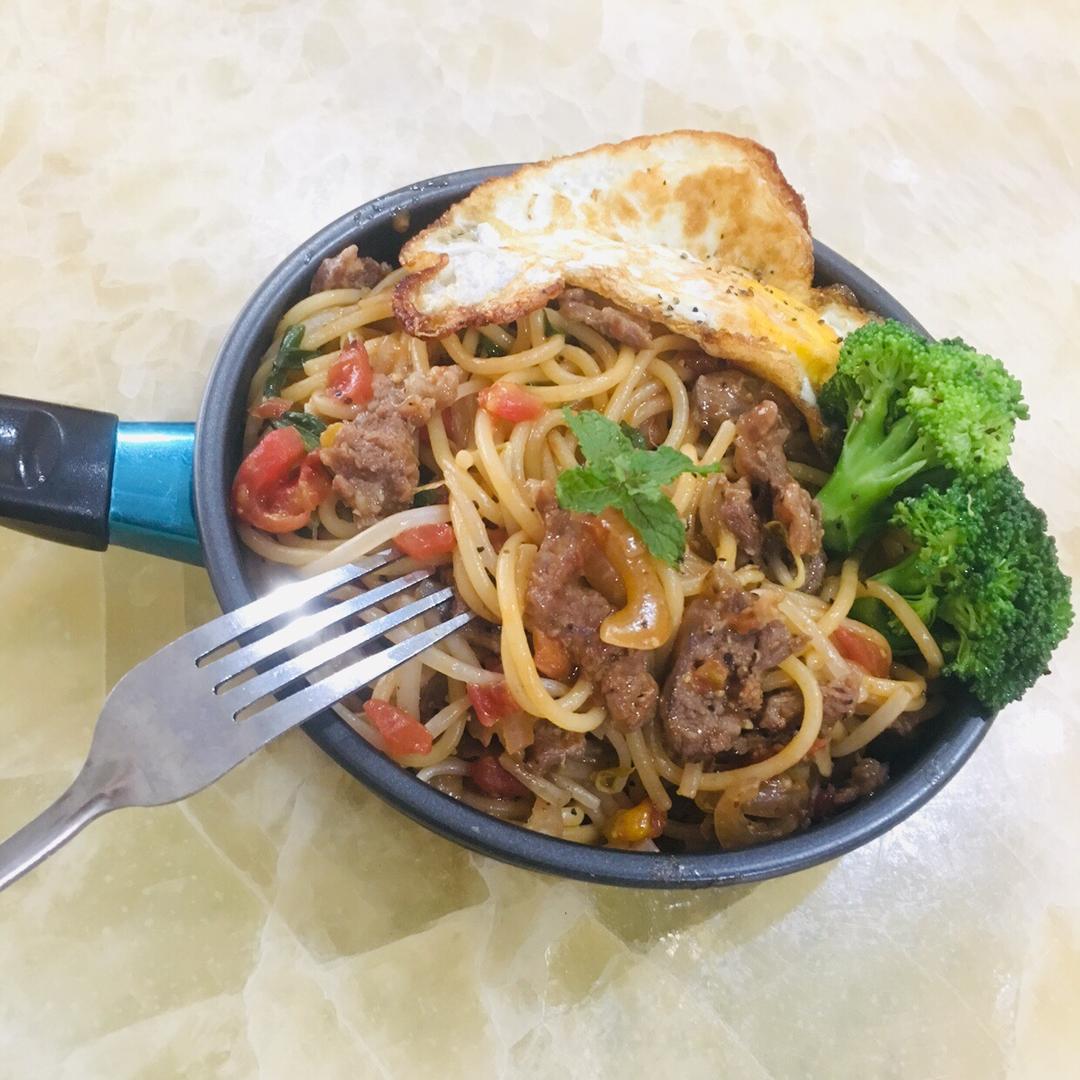 黑胡椒意大利面