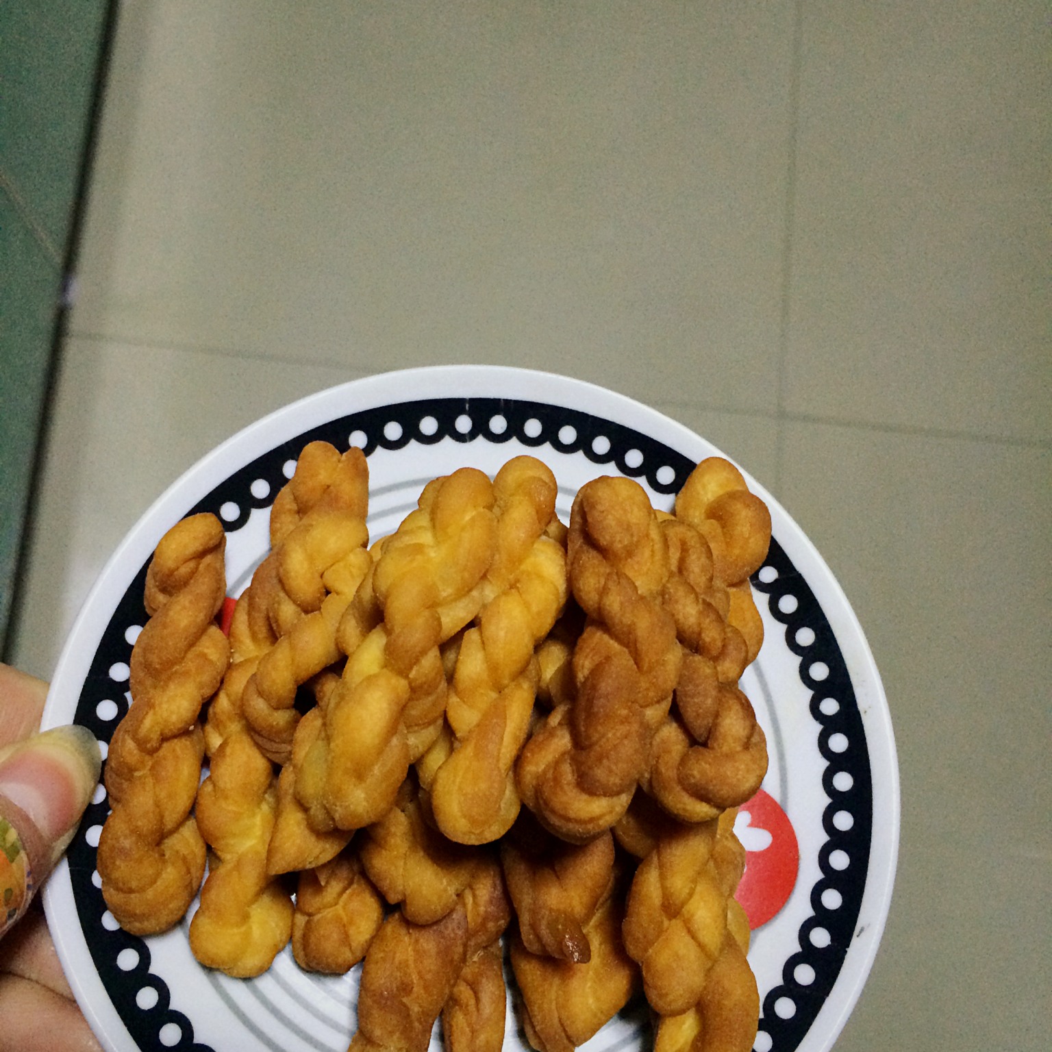 鸡蛋小麻花
