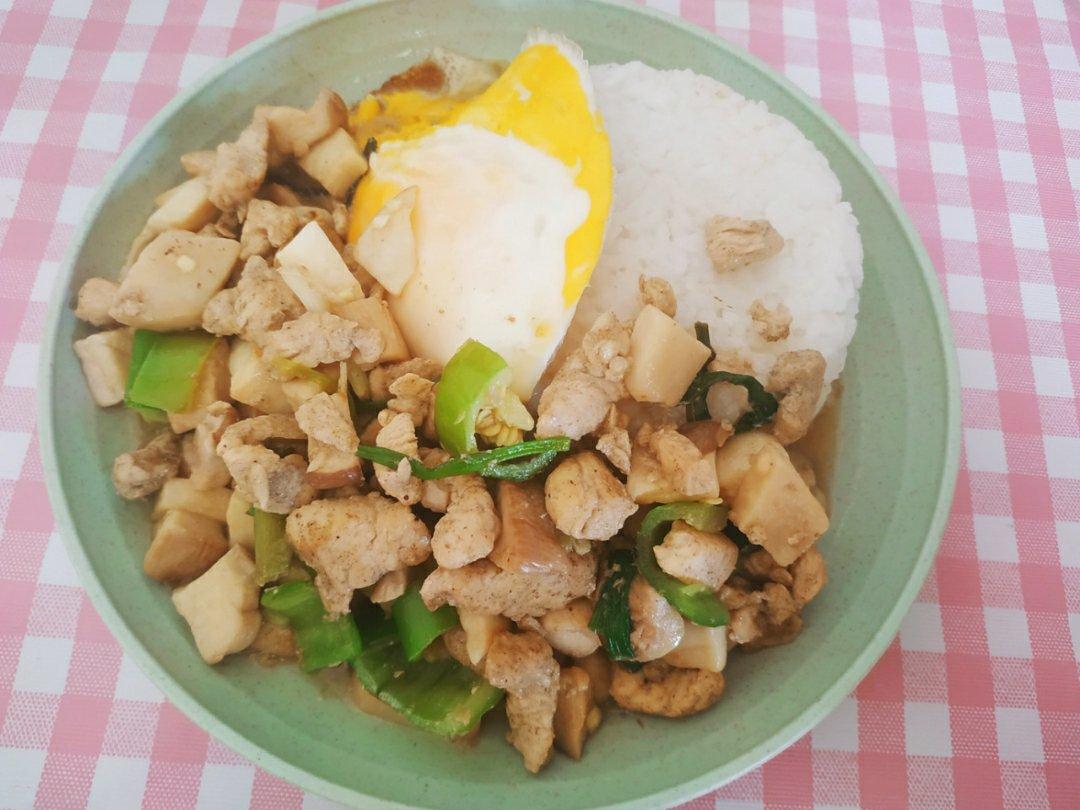 彩椒杏鲍菇炒鸡胸肉