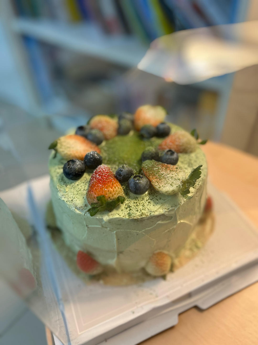 【简简厨房】抹茶戚风蛋糕，抹茶奶油的做法。