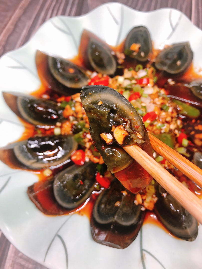 『年夜饭』烧椒皮蛋【春季解腻菜】凉拌皮蛋