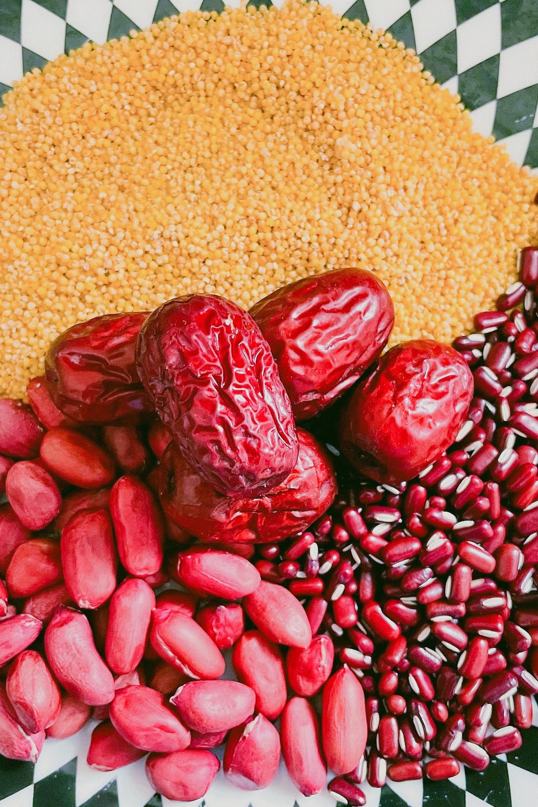 养生五谷杂粮粥：补气养血，健脾养胃