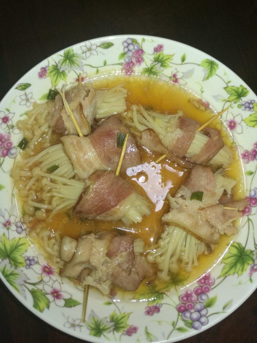 清蒸金针菇培根卷