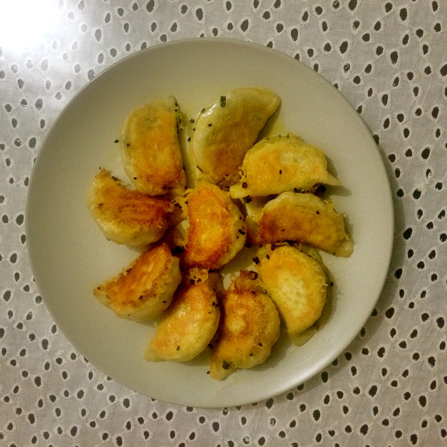 早餐来一锅香脆的生煎饺子