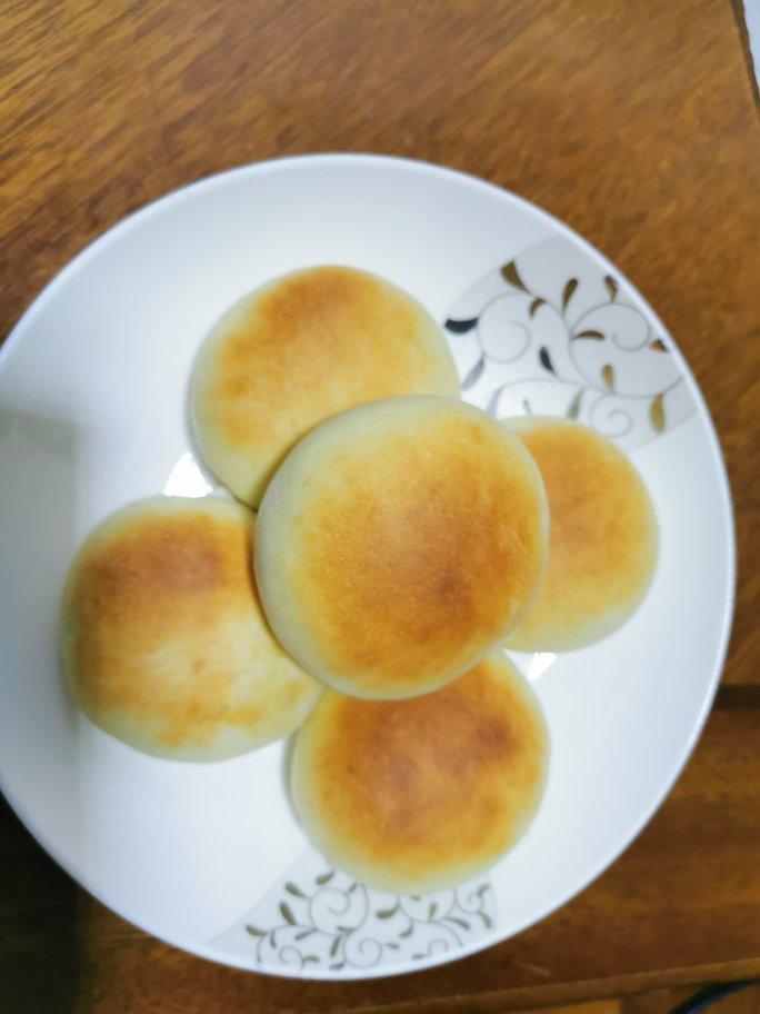 松软牛奶红豆饼