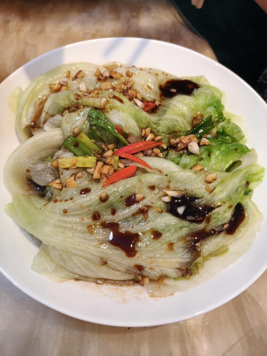 白灼西生菜