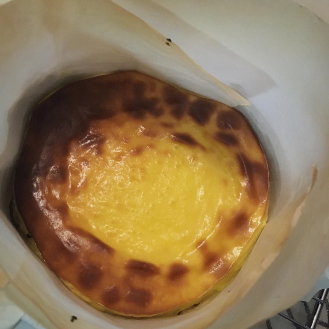 巴斯克式烤芝士蛋糕[超简单][搬运]