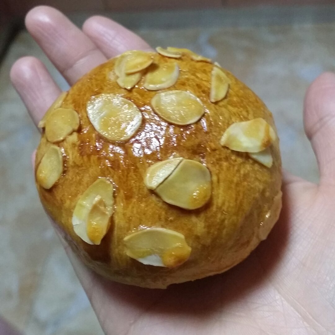 牛奶杏仁片排包