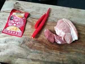 榨菜炒肉的做法 步骤1