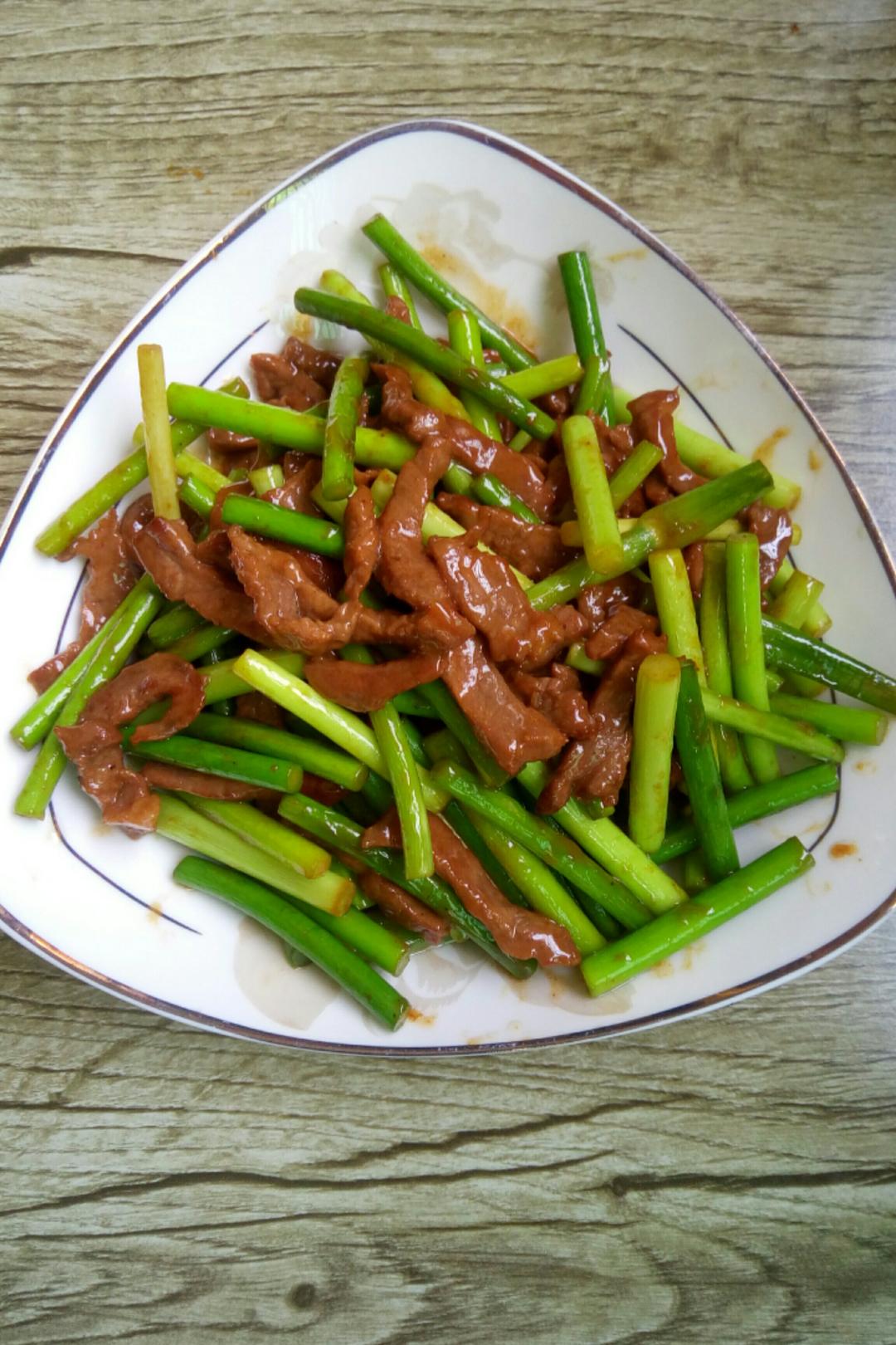 如何炒出嫩牛肉