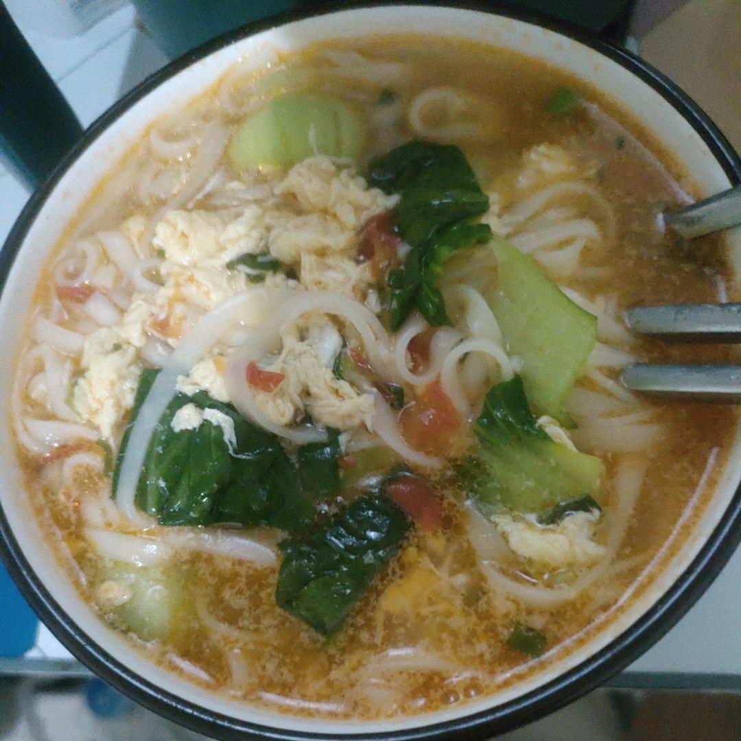 西红柿鸡蛋面-治愈系食物