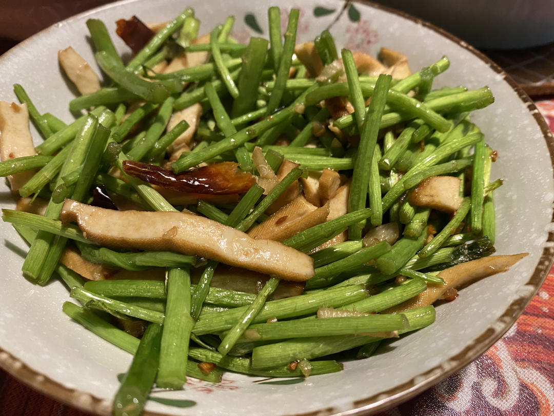 芦蒿炒香干