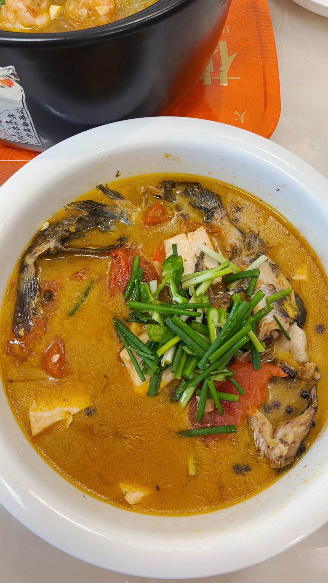 闷个黄骨鱼，黄丫头，黄鸭叫，家常简单味的！