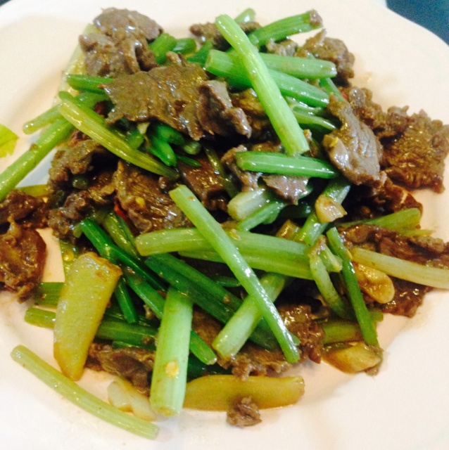 芹菜牛肉丝
