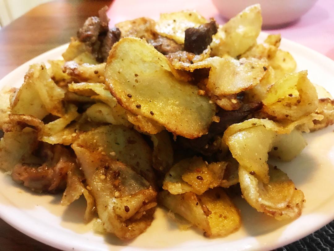 椒盐孜然牛肉土豆片