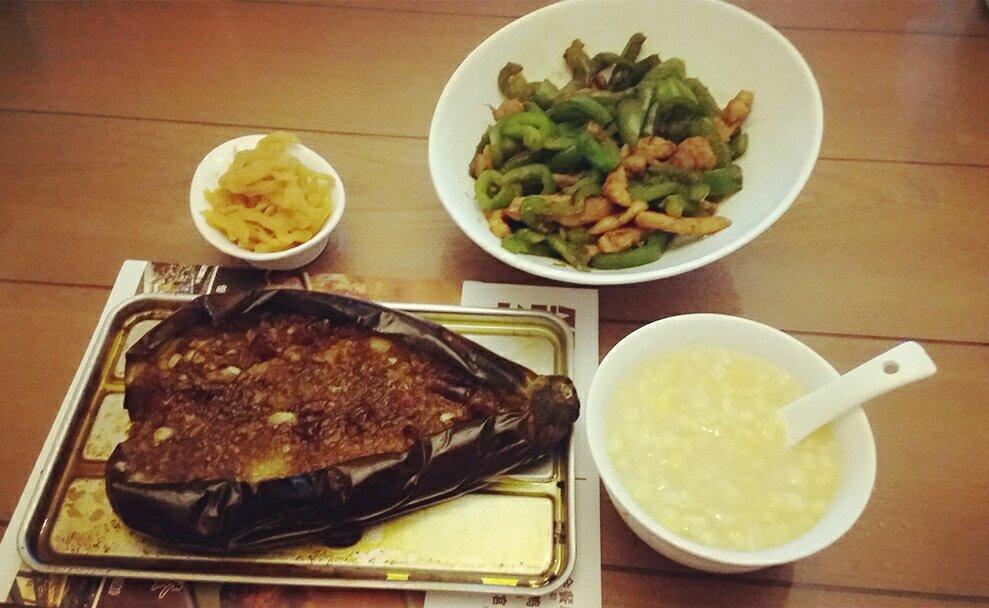CC招牌菜销魂烤茄子，百吃不厌！