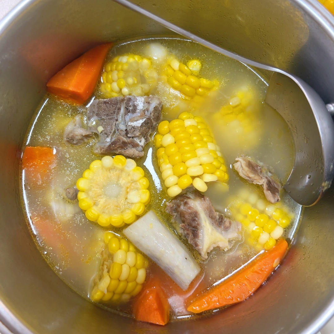 山药玉米排骨汤(超简单)