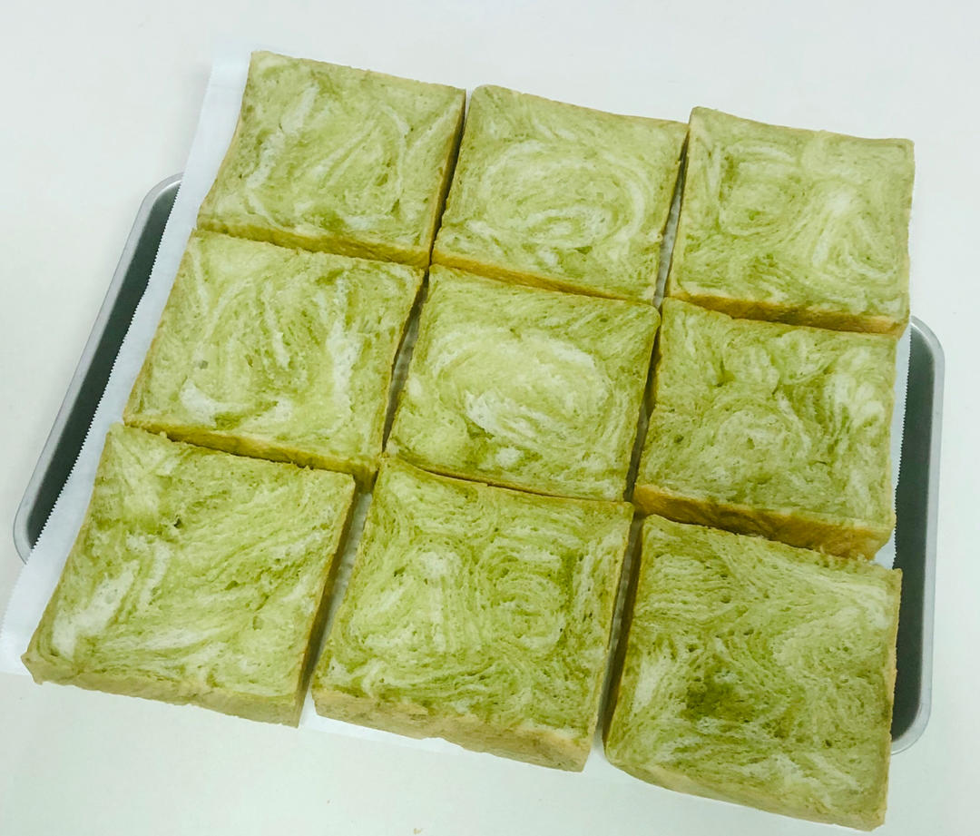 绿椰仙踪吐司｜抹茶好喝椰又被我做成面包了～