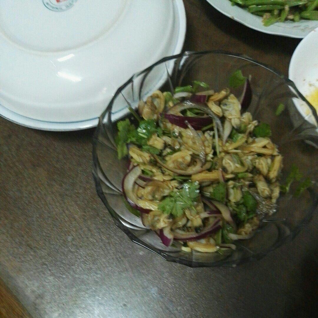 凉拌蚬子肉