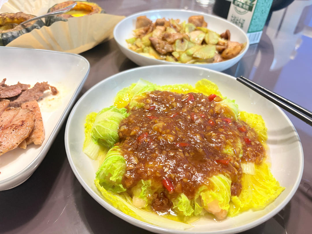 清淡却下饭的虾滑白菜卷，打赌你吃一次就忘不了！