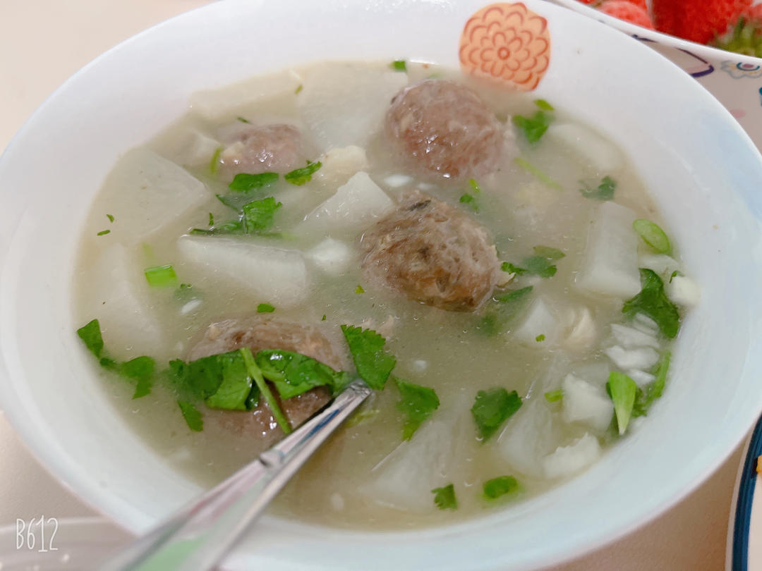 白萝卜潮汕牛肉丸清汤
