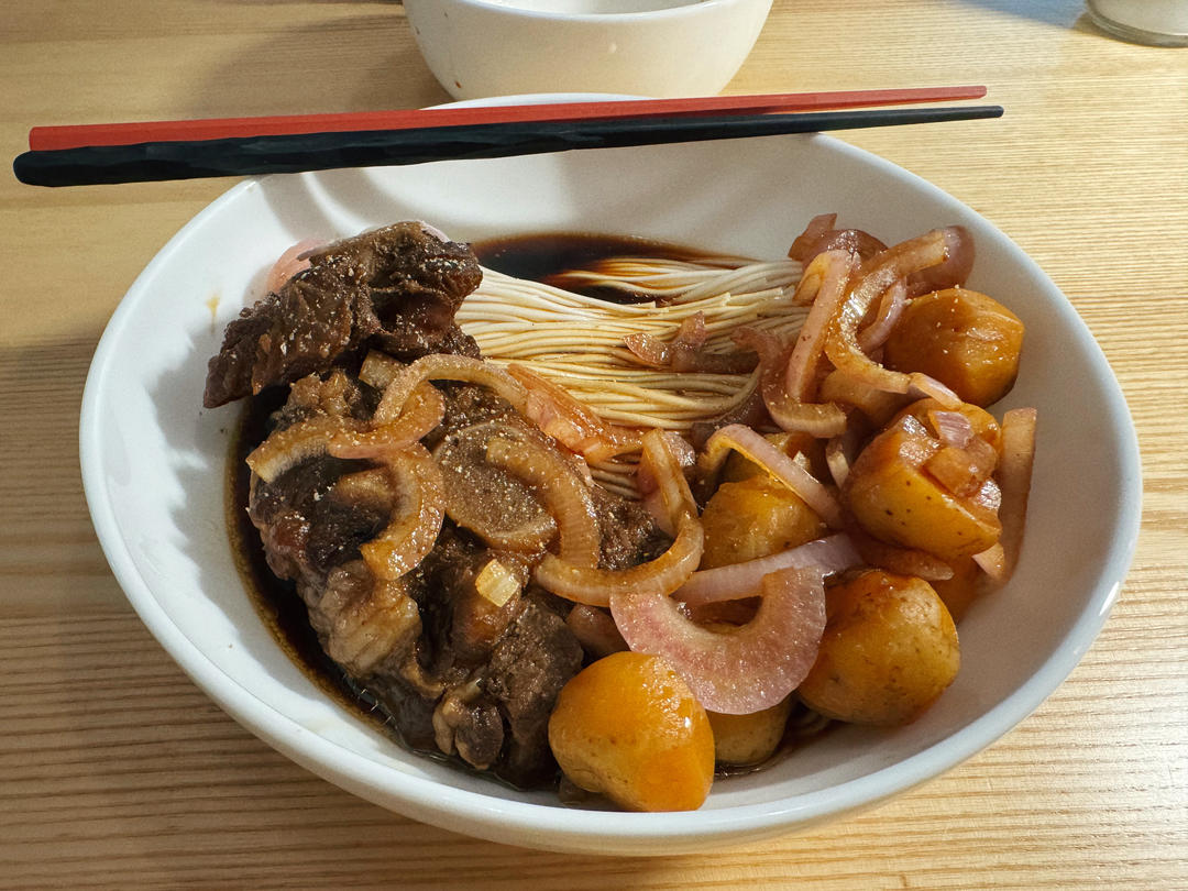 红烧牛尾