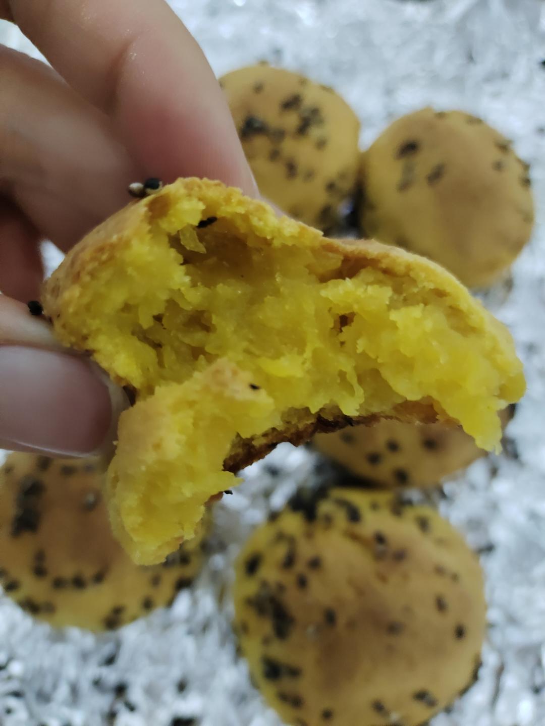 糯叽叽的秋冬甜品南瓜麻球（麻团），无需油炸也能外皮酥脆香甜软糯