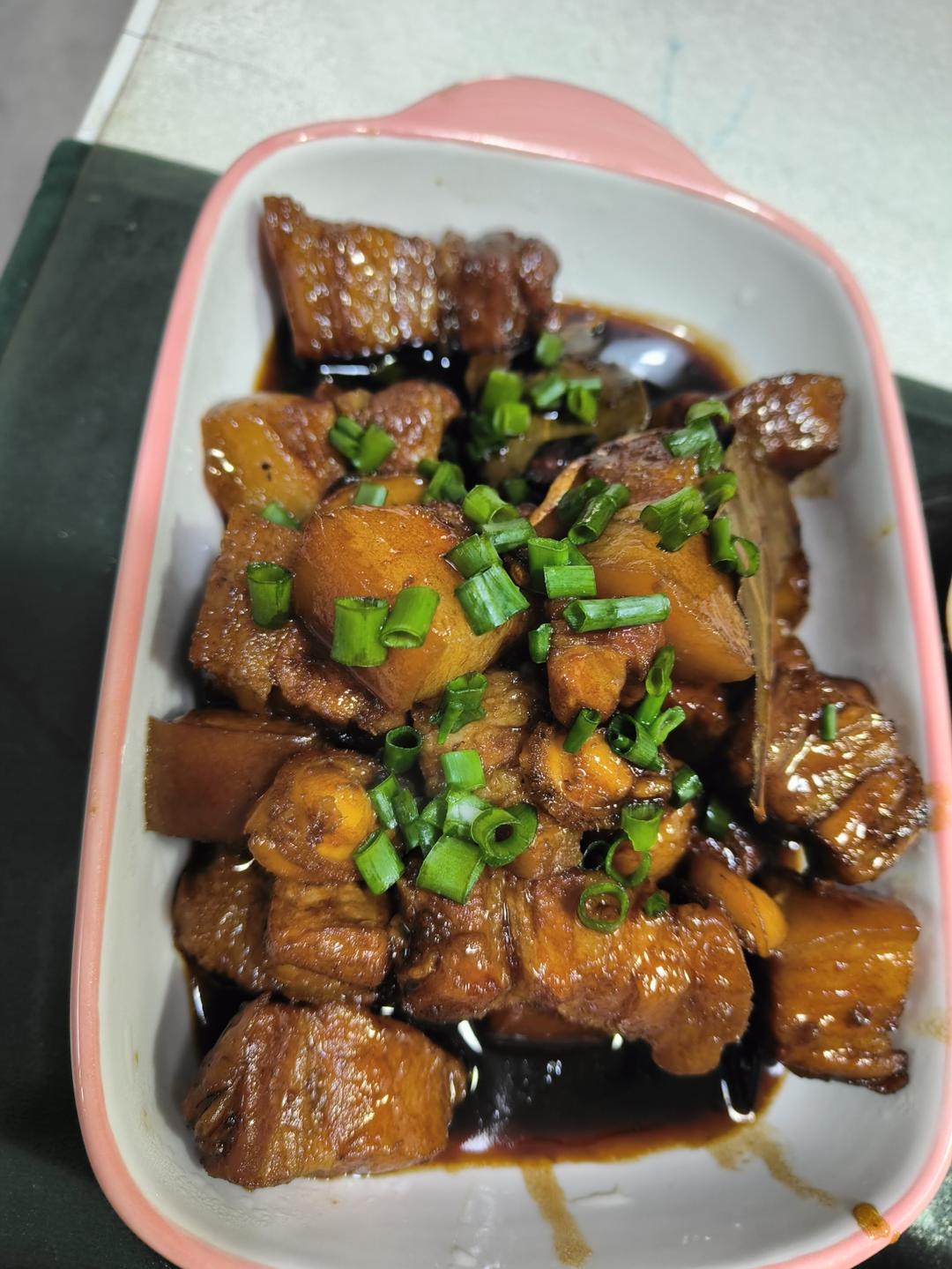 不焯水不放油的家常红烧肉