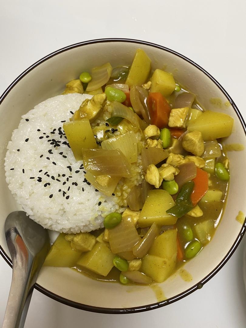 咖喱鸡肉饭