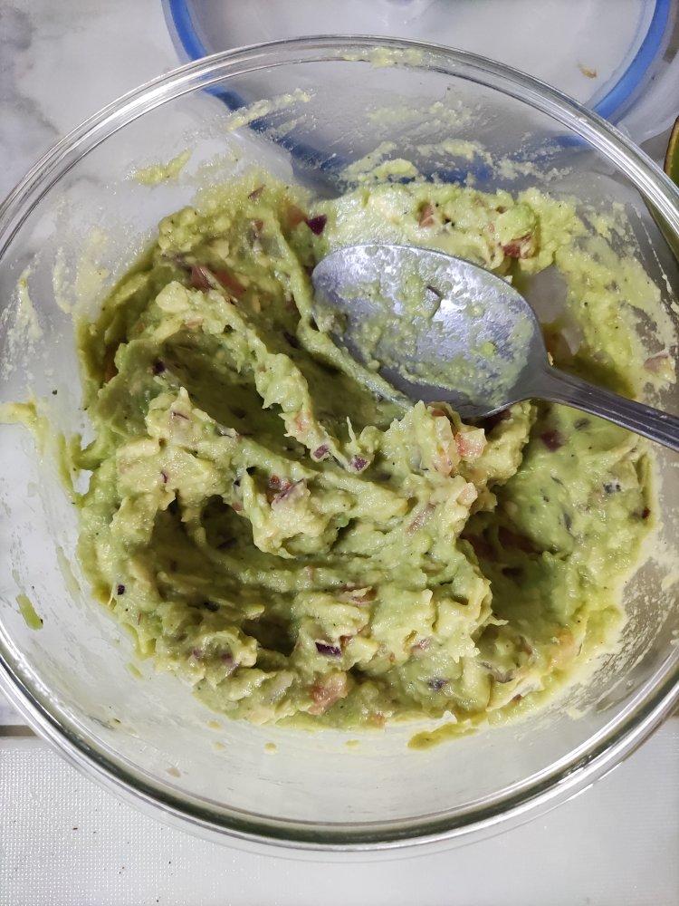 简易版Guacamole墨西哥牛油果沙拉