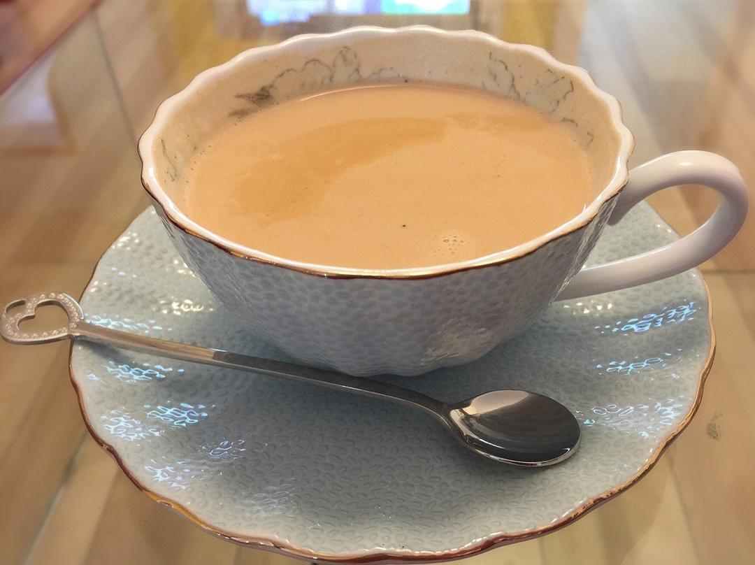 普洱焦糖奶茶的做法