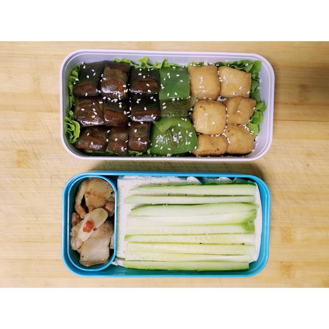 豆腐泡炒肉片