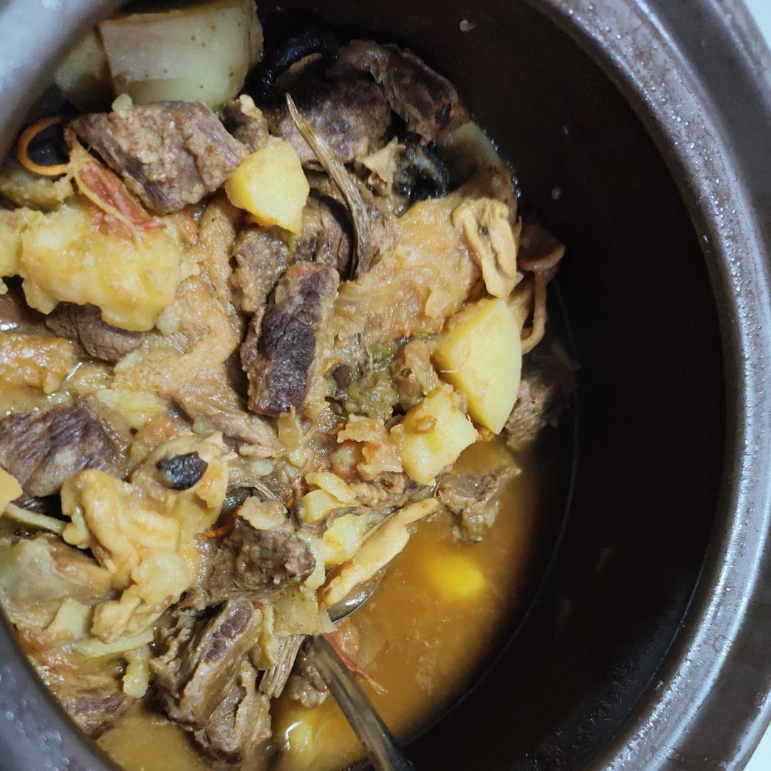 番茄土豆炖牛腩