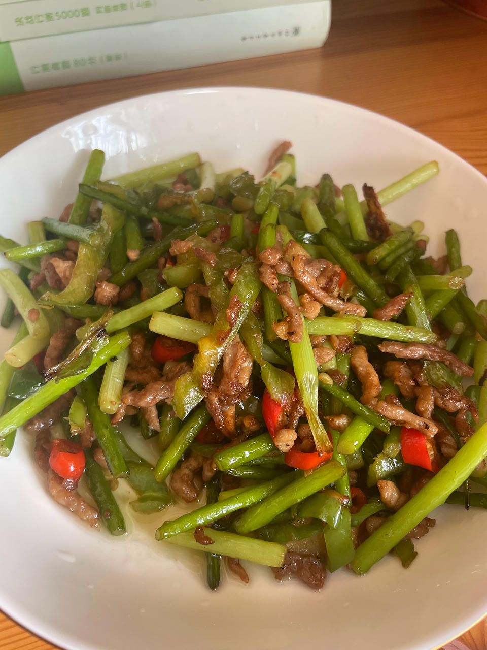 蒜苔炒肉