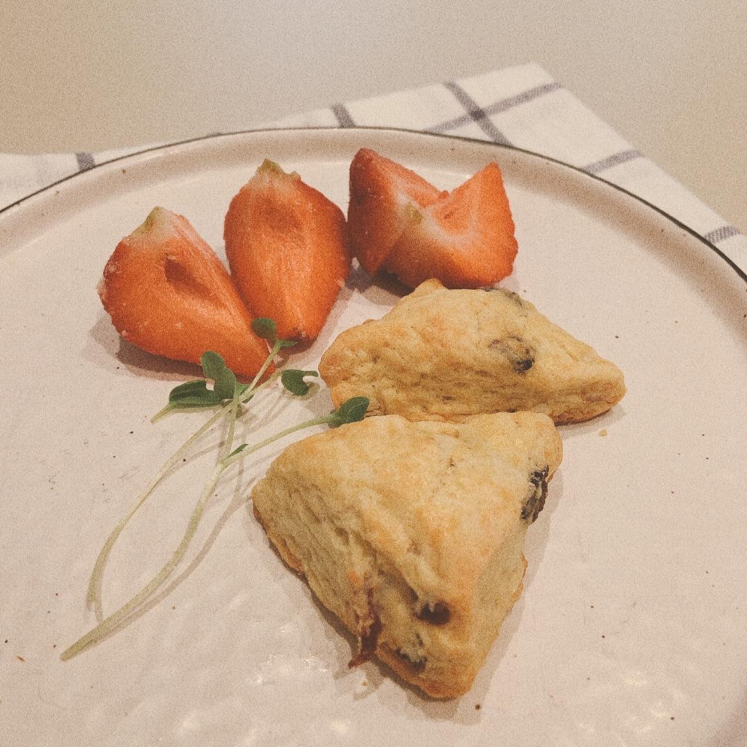 完美裂纹～百分百成功的超好吃奶香司康（禁止搬运）