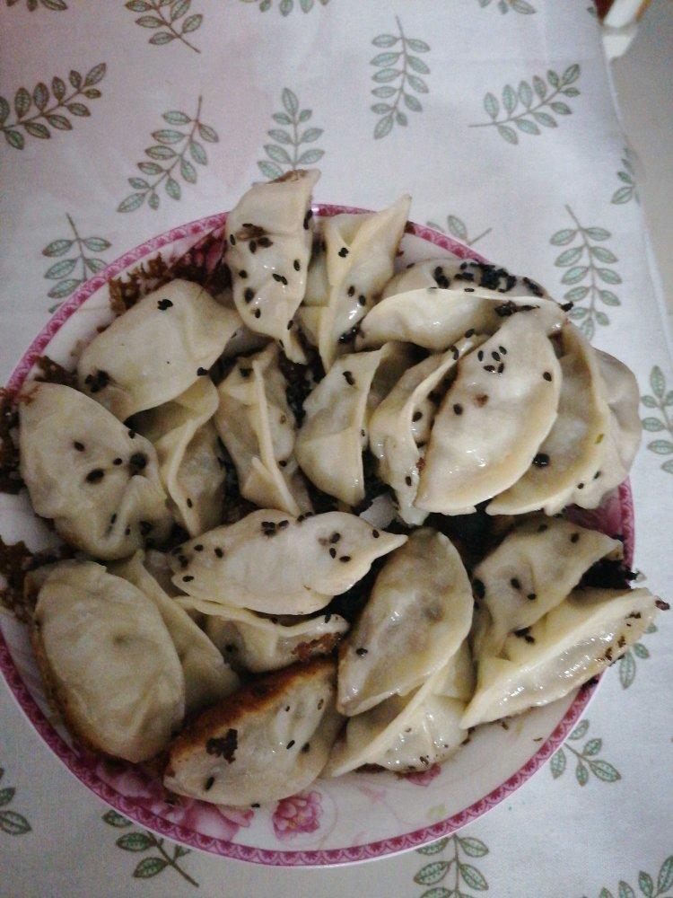 锅贴（冷冻饺子版）