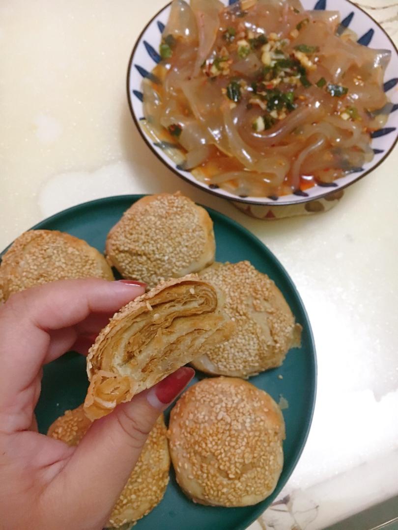 老北京椒盐麻酱烧饼