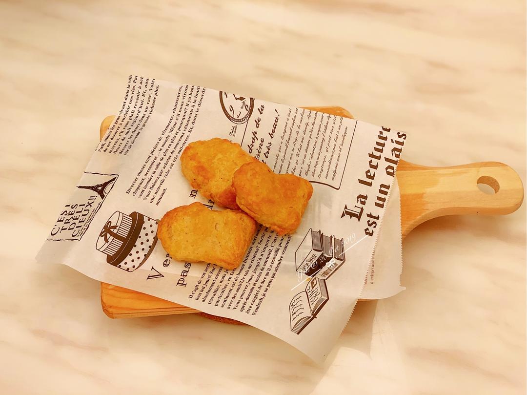 【麦乐鸡块】外酥内嫩，媲美金拱门的麦乐鸡块，足不出户也可以吃到啦~