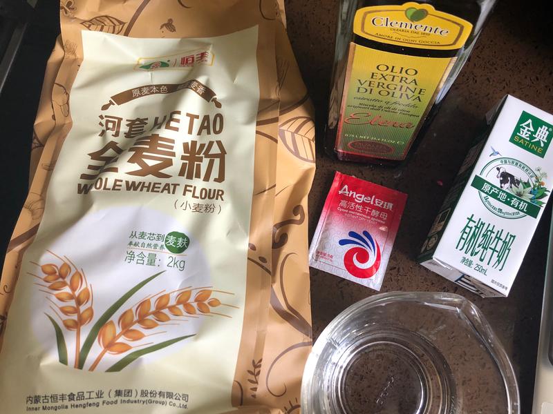 纯奶手撕吐司的做法 步骤1