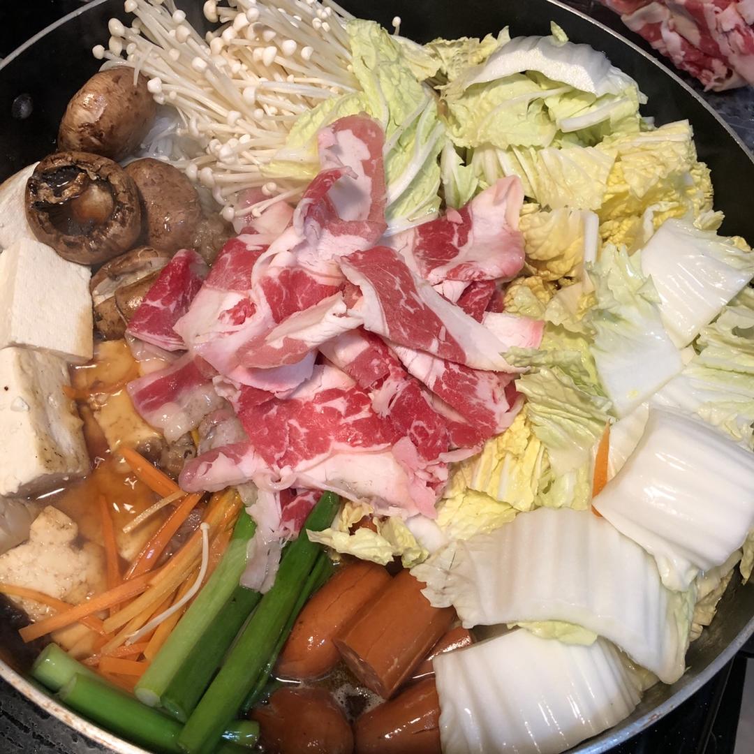 寿喜烧（日式牛肉火锅）