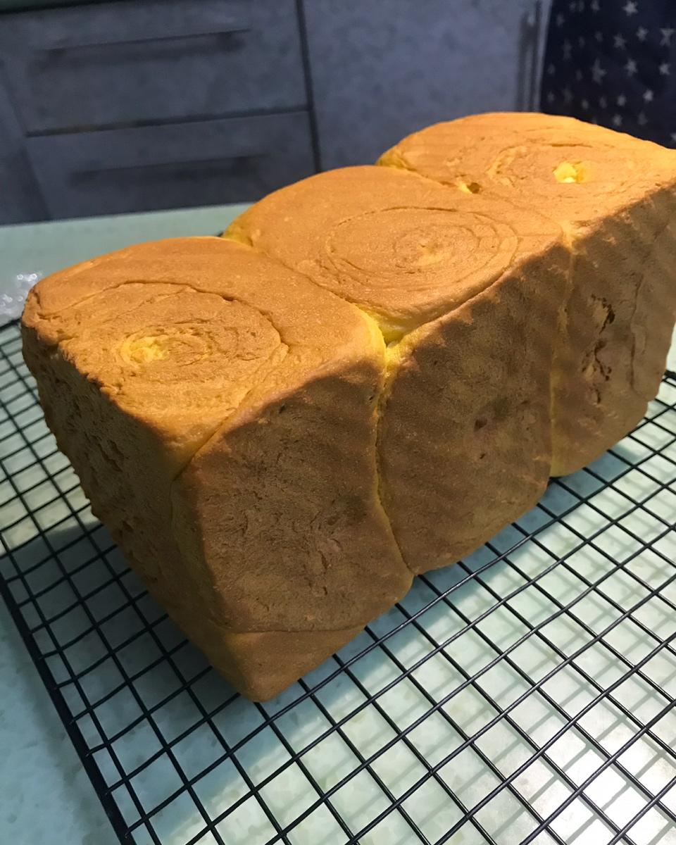 南瓜吐司（南瓜小餐包)