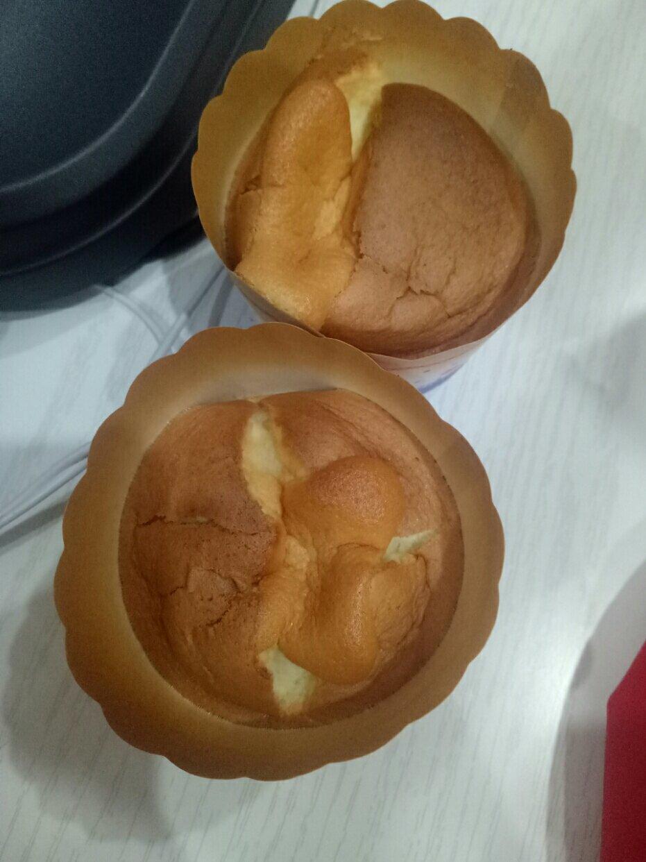 棉花纸杯蛋糕