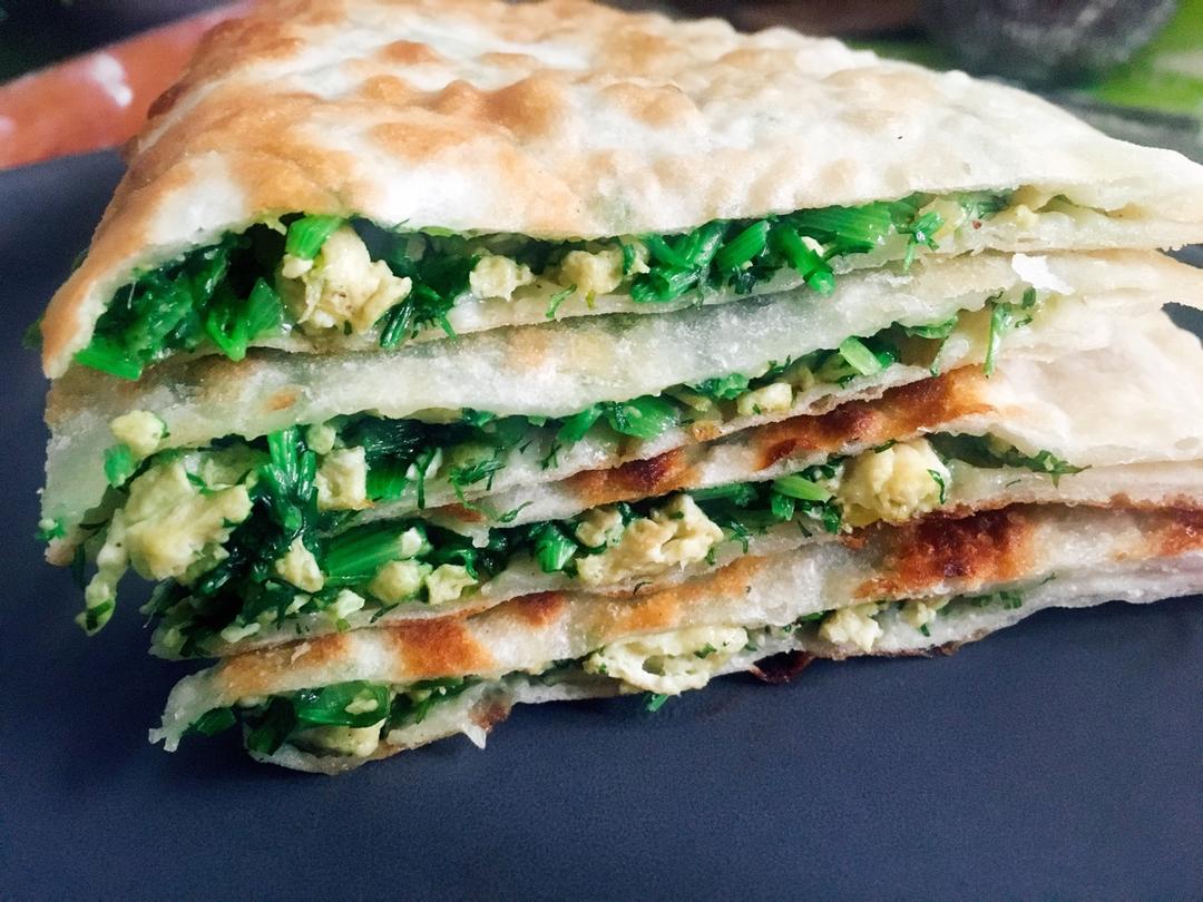 妈妈的味道：茴香鸡蛋馅饼